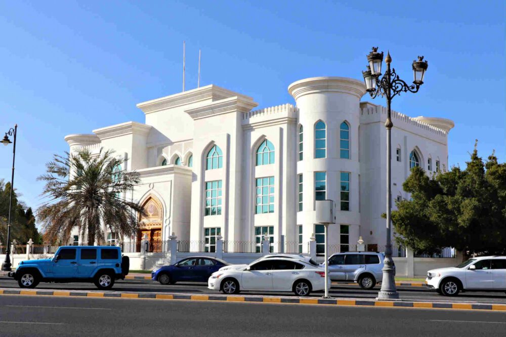 Office space for rent in Shatti Al Qurum opposite to Royal Opera house