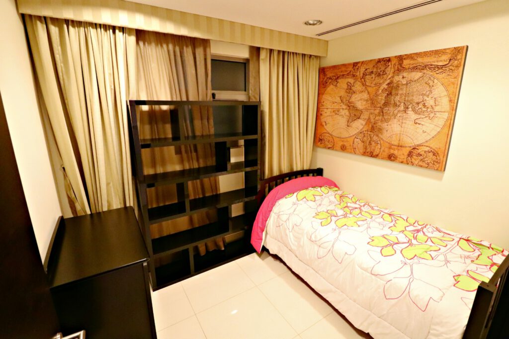 Lamar – Bausher – 3 bedroom apartment