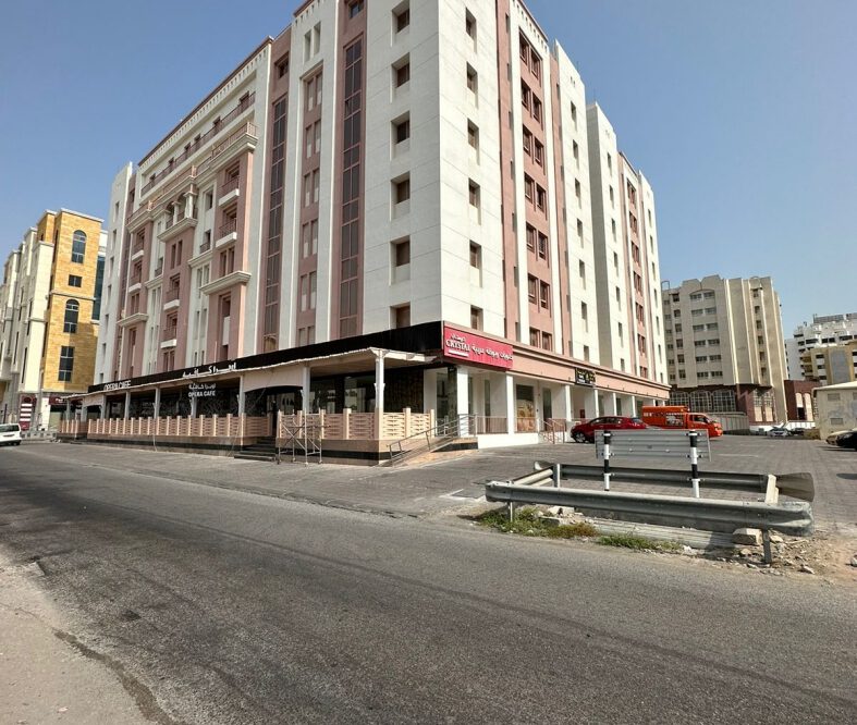 Flats for rent in Al khuwair 1,2,3 BHK