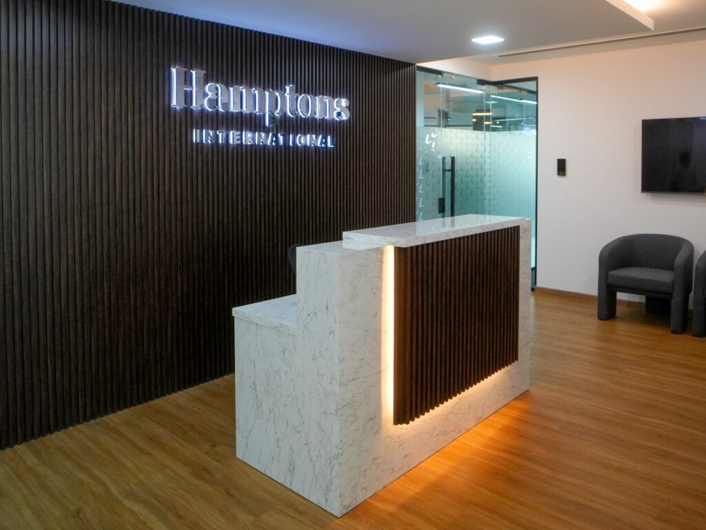 Hamptons Business Center in Al Qurum