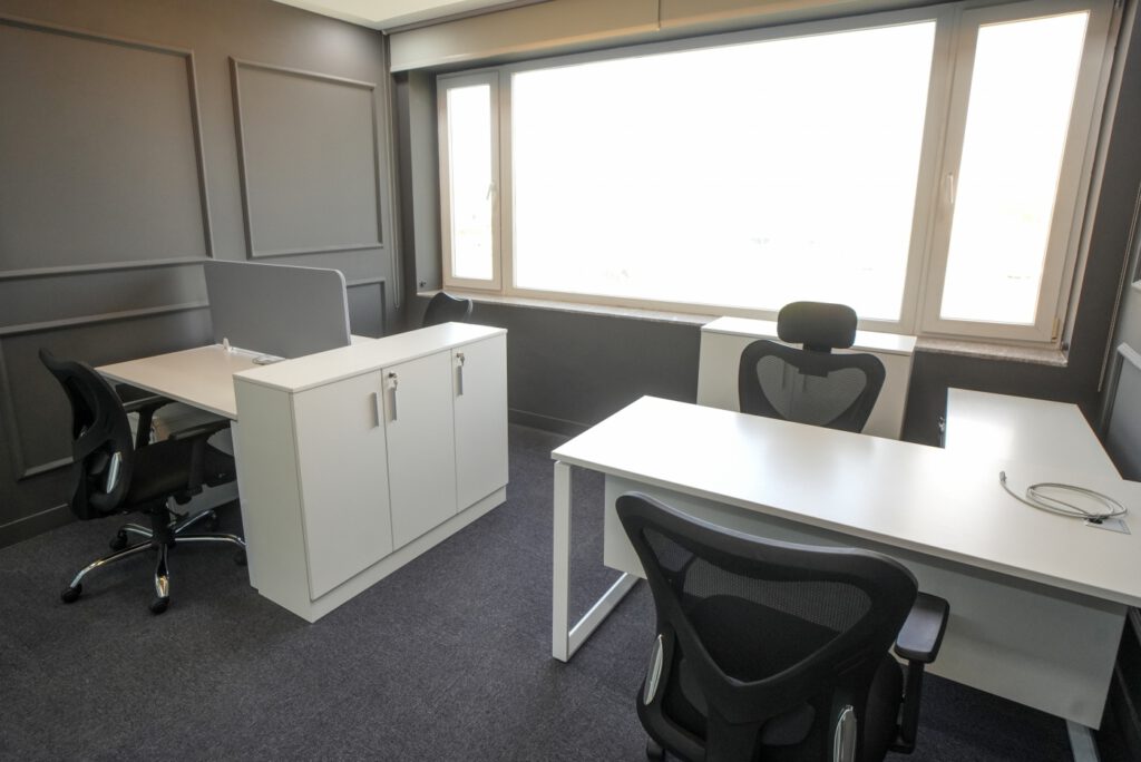 Hamptons Business Center in Al Qurum